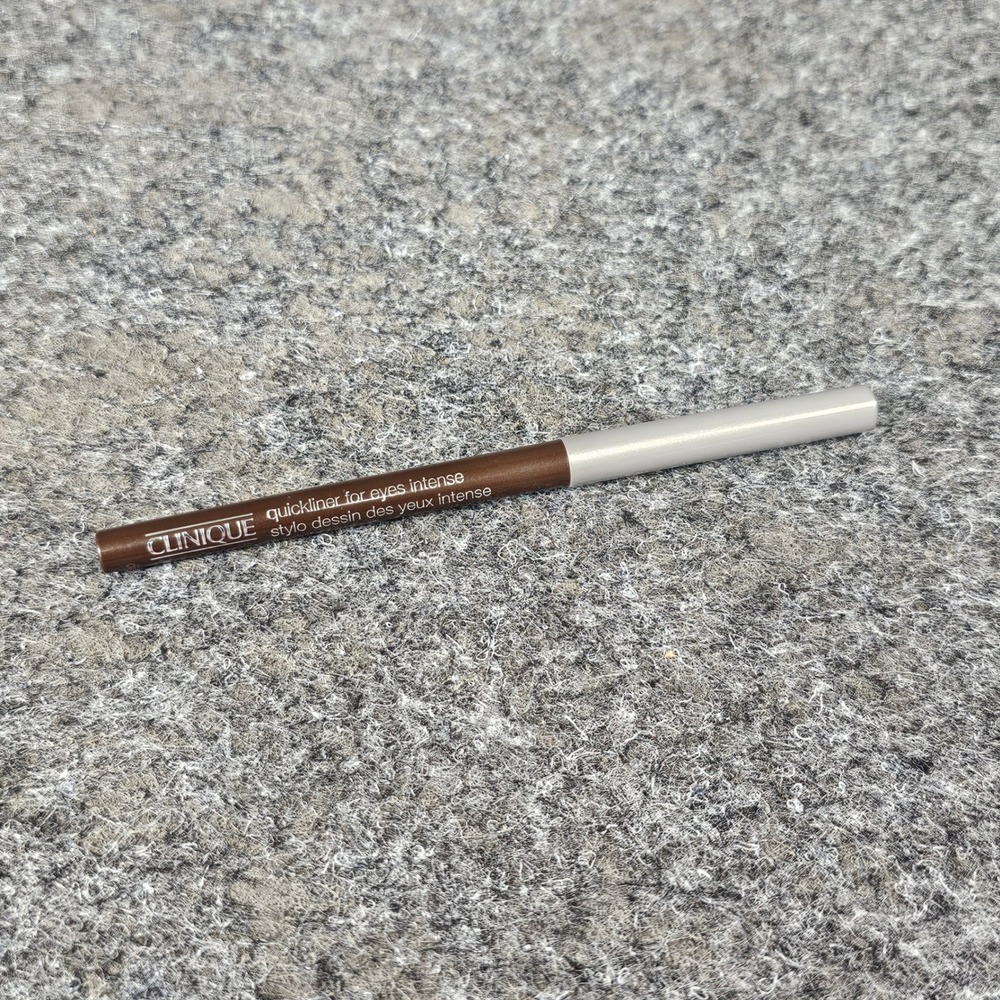 Clinique Quickliner for Eyes Intense Eyeliner Pencil, 03 Intense Chocolate, NEW